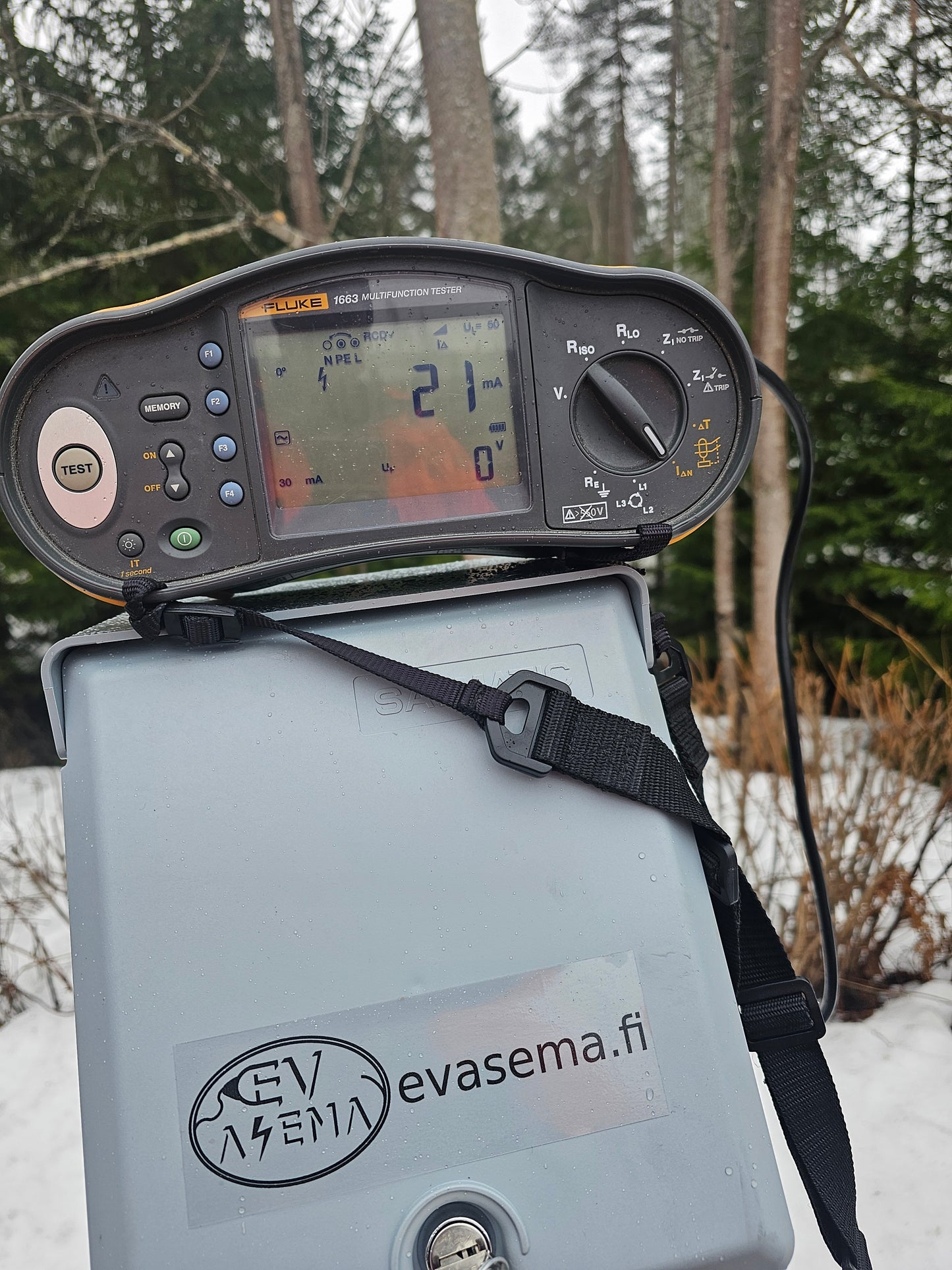 Asennuspalvelu - Sähköauton latausaseman asennus 11kw